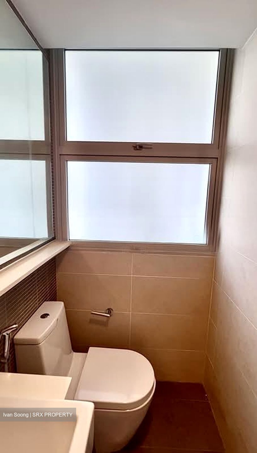 The Esta (D15), Condominium #554356971